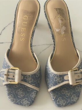 GUESS Blue Denim Logo Buckle Mules with White Trim Luke New size 7